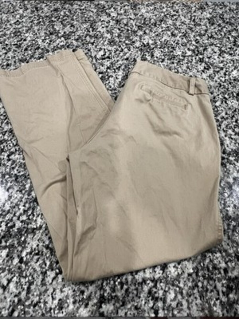 Docker's Pants Women 10 Medium Iconic Khaki Favorite Fit